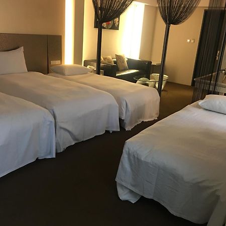 Forward Hotel Taipei Nangang Ngoại thất bức ảnh