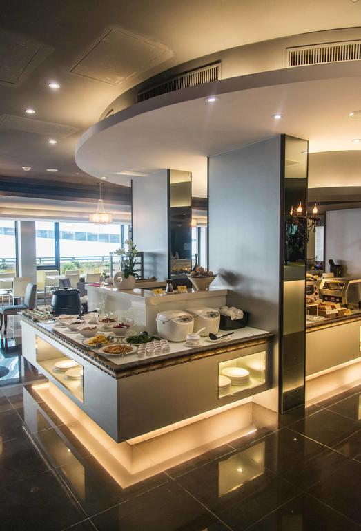 Forward Hotel Taipei Nangang Ngoại thất bức ảnh